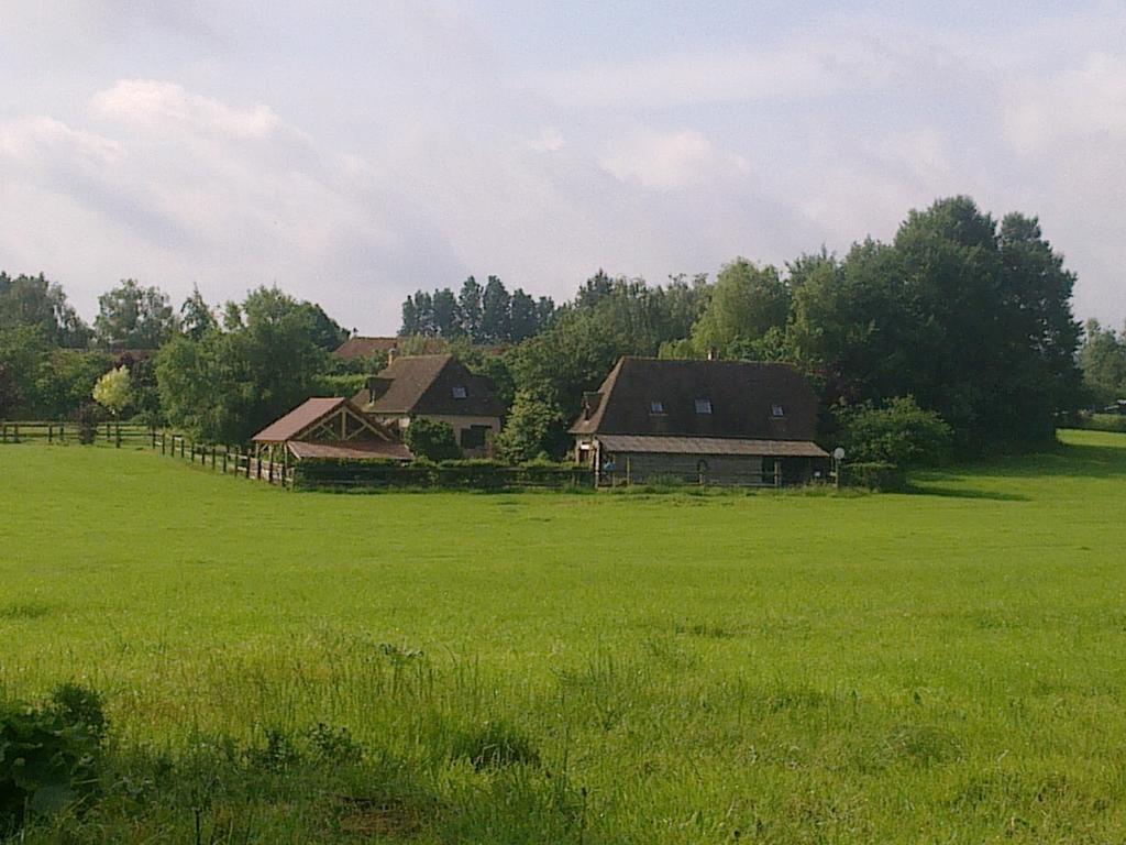 La Baronnie Bed and Breakfast Vieux-Pont Eksteriør billede